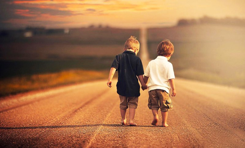 Mơ thấy gặp bạn cũ - Ý nghĩa và con số liên quan